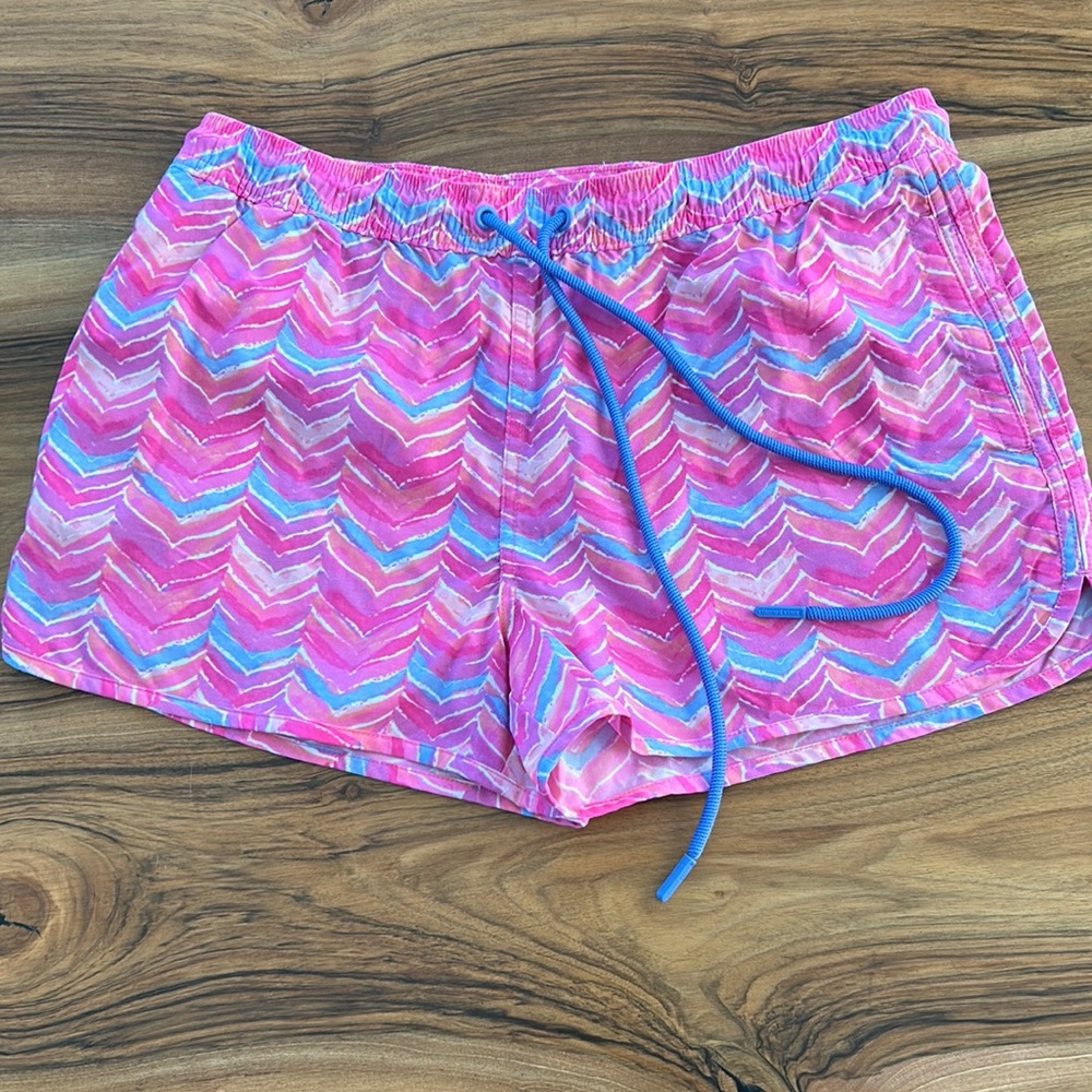 Vineyard Vines performance shorts